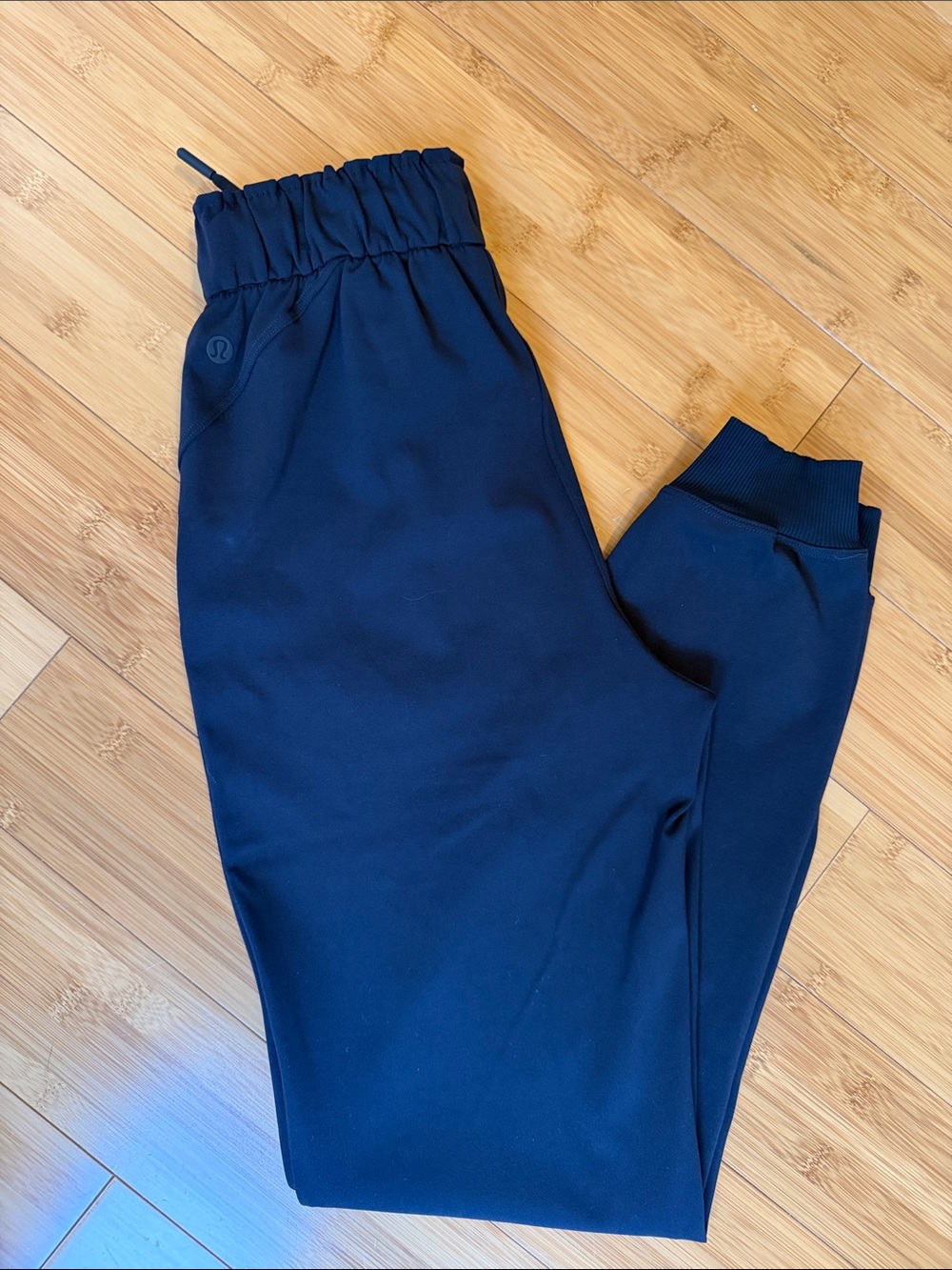 Lululemon Scuba High Rise Athletic Joggers Black Size 0
